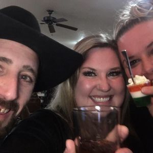 Meet your Posher, Alisa